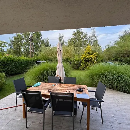 Sunny Clara Oenallo Nyaralo Prázdninový dům *