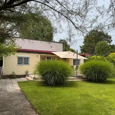 Sunny Clara Oenallo Nyaralo